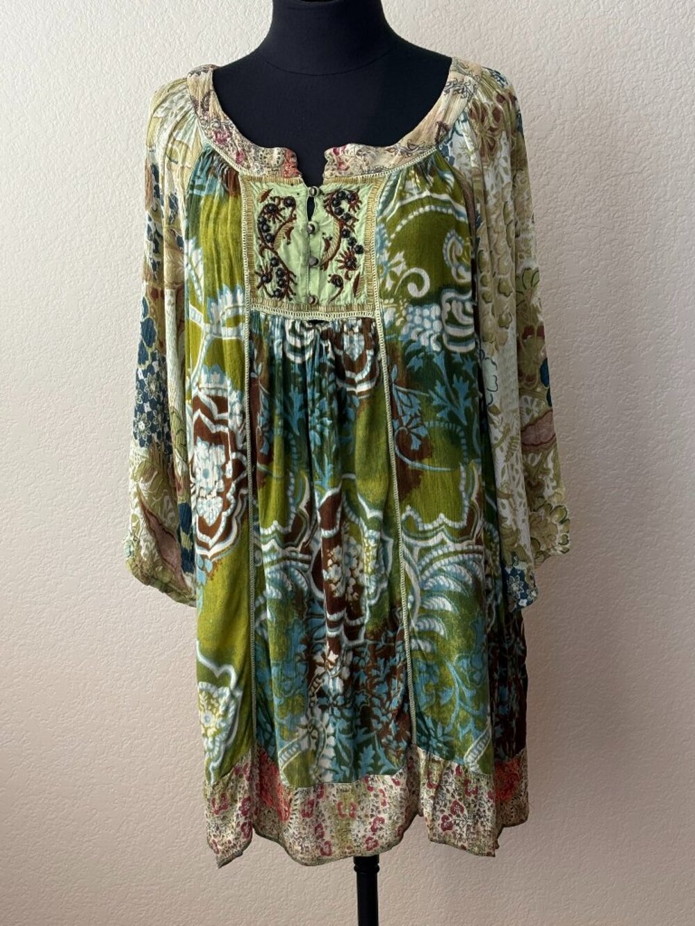 Dressbarn 3X Boho Embroidered Beaded Paisley Floral Tunic Top